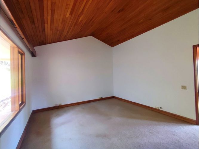 Casa de 4 alcobas en venta en Yerbabuena, Chía, 327 m² · foto 15 de 24