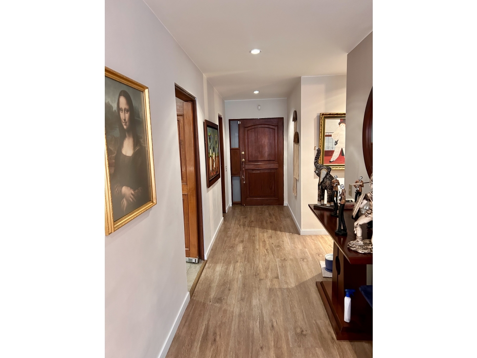 Apartamento en venta en Santa Barbara, Bogotá · foto 5 de 12