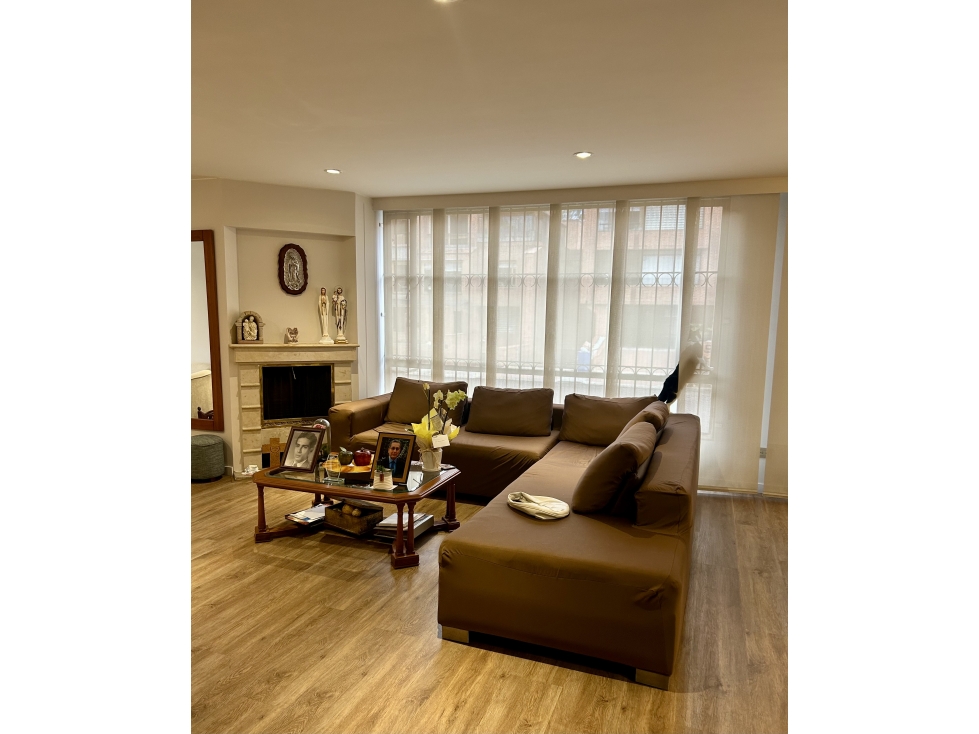 Apartamento en venta en Santa Barbara, Bogotá · foto 10 de 12