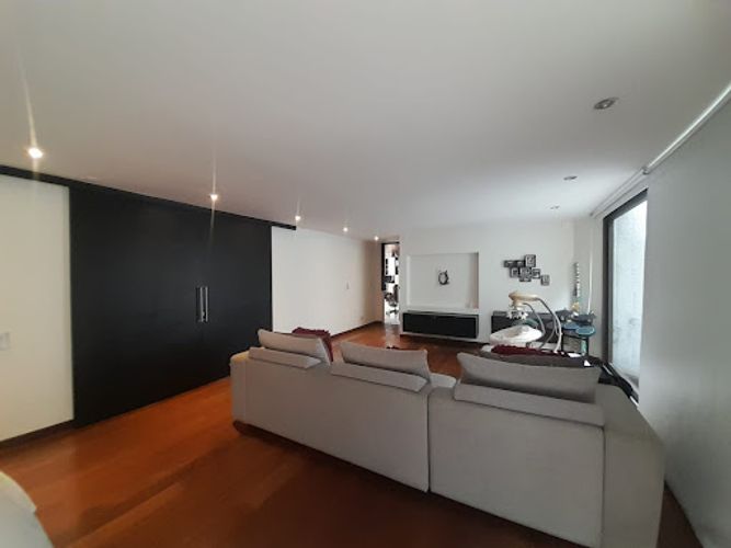 Casa de 4 alcobas en venta en Cerros De Suba, Bogotá, 400 m² · foto 15 de 24