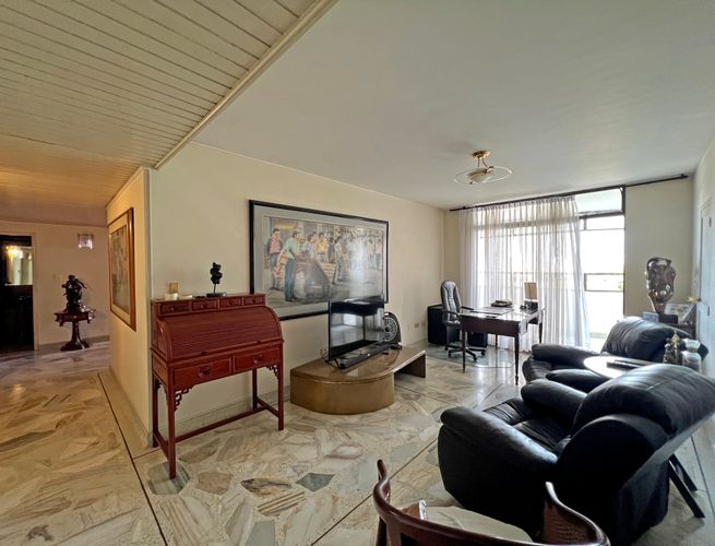 Apartamento de 4 alcobas en venta en Santa Monica, Cali, 345 m² · foto 7 de 23