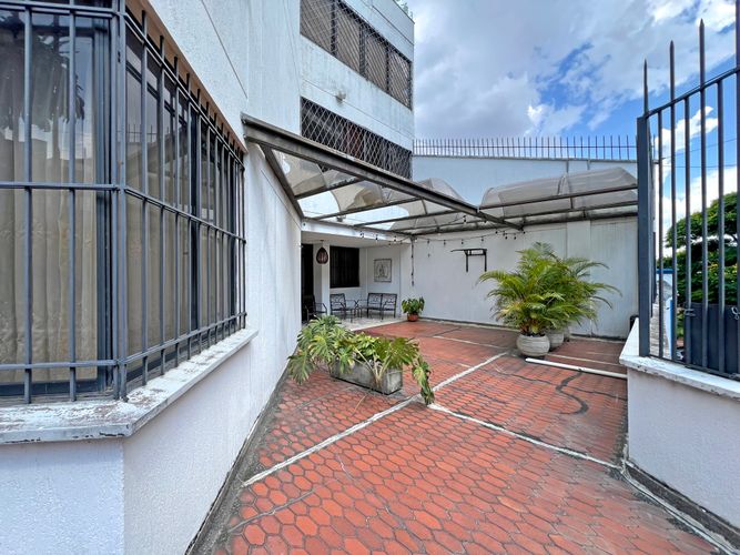 Apartamento de 4 alcobas en venta en Santa Monica, Cali, 345 m² · foto 21 de 23