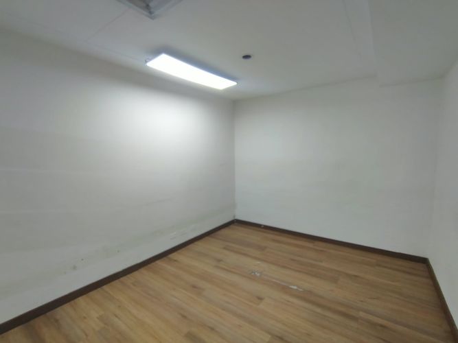 Oficina en arriendo en El Poblado, Medellín, 138 m² · foto 15 de 17