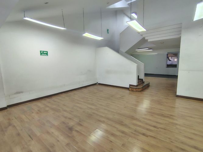 Oficina en arriendo en El Poblado, Medellín, 138 m² · foto 14 de 17