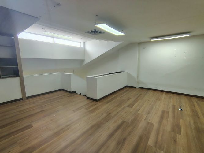 Oficina en arriendo en El Poblado, Medellín, 138 m² · foto 4 de 17