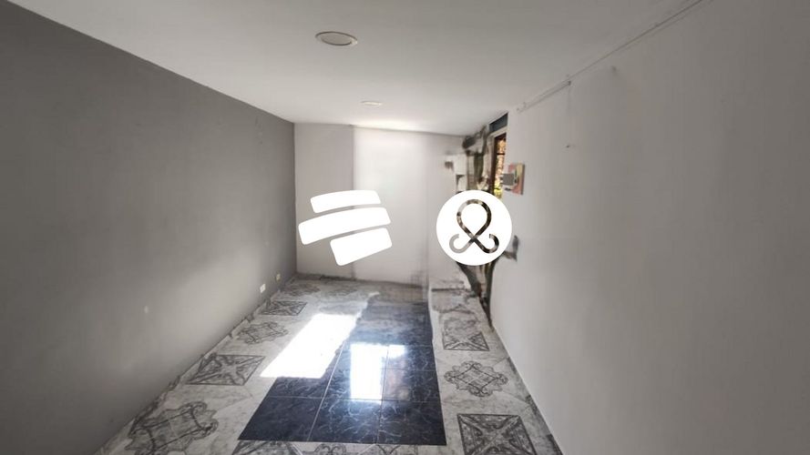 Casa de 4 alcobas en venta en Robledo, Medellín, 40 m² · foto 2 de 8