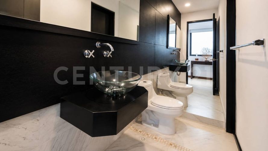Casa de 3 alcobas en venta en San Jose De Bavaria, Bogotá, 350 m² · foto 7 de 21