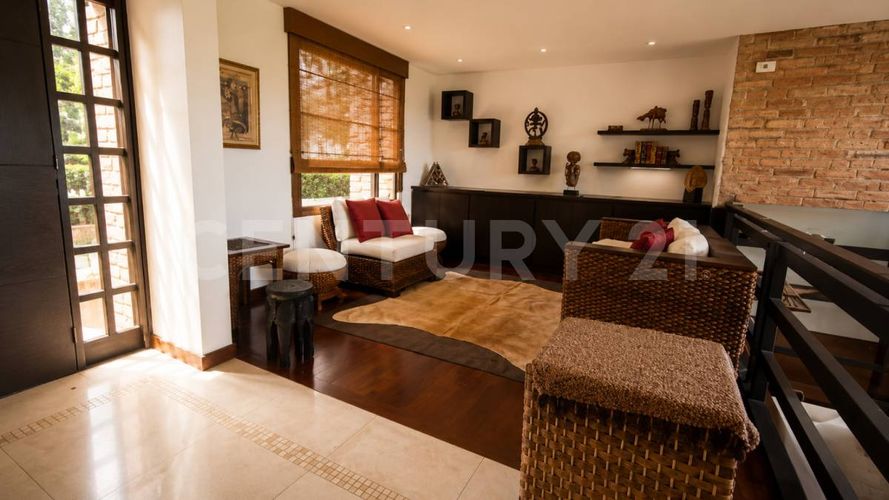 Casa de 3 alcobas en venta en San Jose De Bavaria, Bogotá, 350 m² · foto 10 de 21