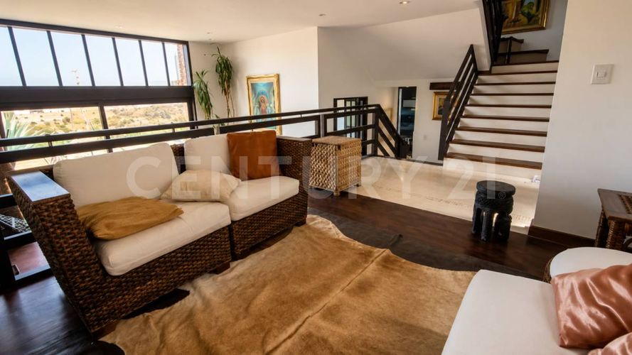 Casa de 3 alcobas en venta en San Jose De Bavaria, Bogotá, 350 m² · foto 11 de 21