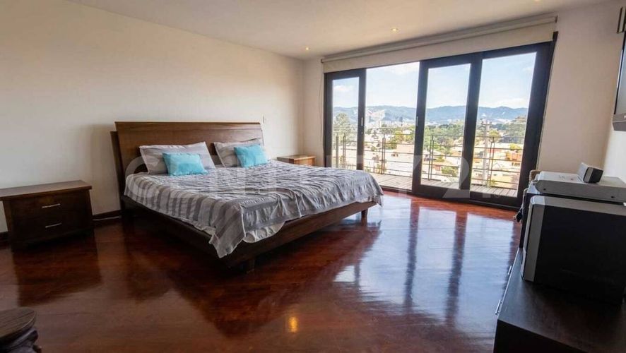 Casa de 3 alcobas en venta en San Jose De Bavaria, Bogotá, 350 m² · foto 12 de 21