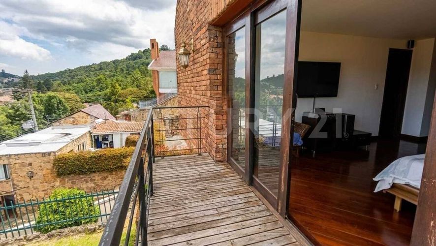 Casa de 3 alcobas en venta en San Jose De Bavaria, Bogotá, 350 m² · foto 13 de 21