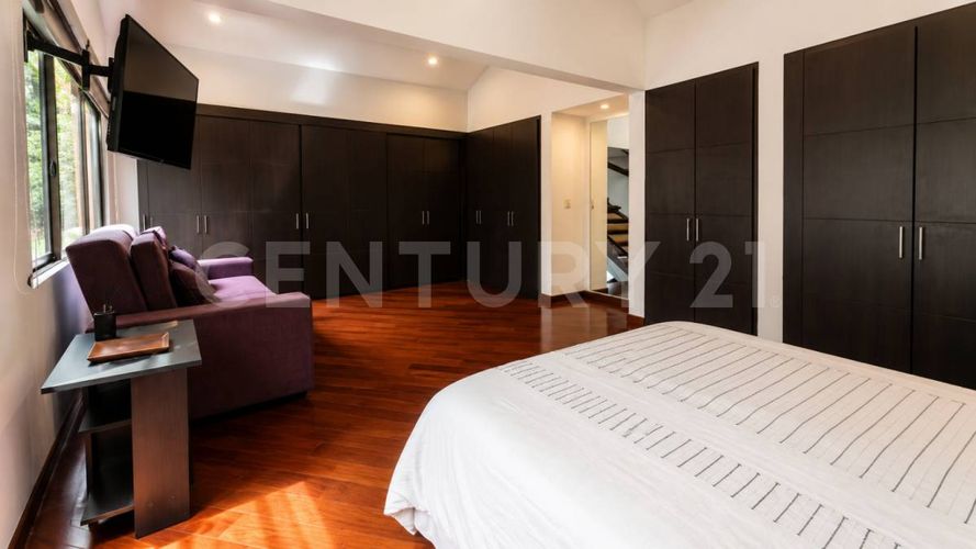 Casa de 3 alcobas en venta en San Jose De Bavaria, Bogotá, 350 m² · foto 15 de 21