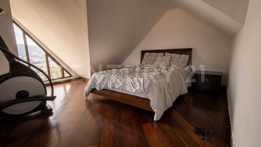 Casa de 3 alcobas en venta en San Jose De Bavaria, Bogotá, 350 m² · foto 19 de 21