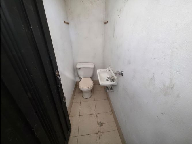 Bodega en arriendo en El Salvador, Medellín, 70 m² · foto 8 de 8