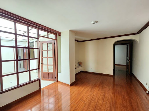 Apartamento en venta en Santa Barbara Central, Bogotá · foto 10 de 24