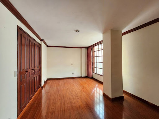 Apartamento en venta en Santa Barbara Central, Bogotá · foto 11 de 24