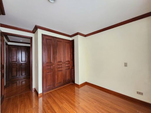 Apartamento en venta en Santa Barbara Central, Bogotá · foto 16 de 24