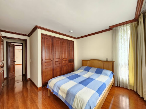 Apartamento en venta en Santa Barbara Central, Bogotá · foto 17 de 24