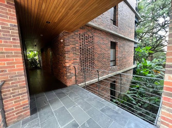 Apartamento de 2 alcobas en arriendo en Loma Del Campestre, Medellín, 204 m² · foto 7 de 24