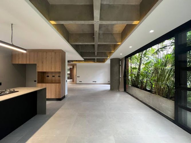 Apartamento de 2 alcobas en arriendo en Loma Del Campestre, Medellín, 204 m² · foto 11 de 24