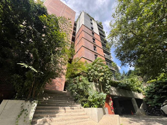 Apartamento de 2 alcobas en arriendo en Loma Del Campestre, Medellín, 204 m² · foto 13 de 24