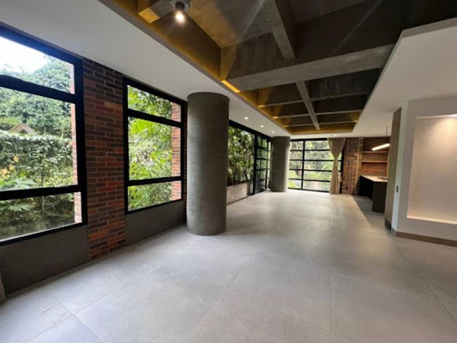 Apartamento de 2 alcobas en arriendo en Loma Del Campestre, Medellín, 204 m² · foto 14 de 24