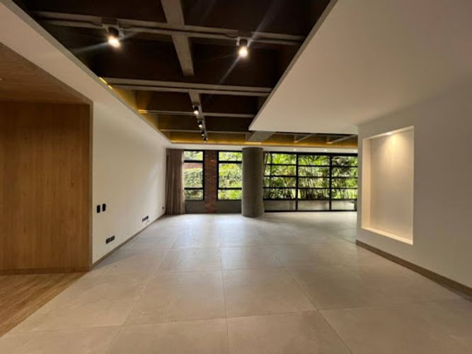 Apartamento de 2 alcobas en arriendo en Loma Del Campestre, Medellín, 204 m² · foto 16 de 24