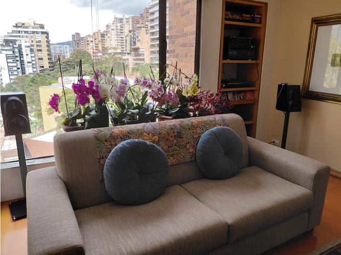 Apartamento de 3 alcobas en venta en La Cabrera, Bogotá, 237 m² · foto 2 de 20