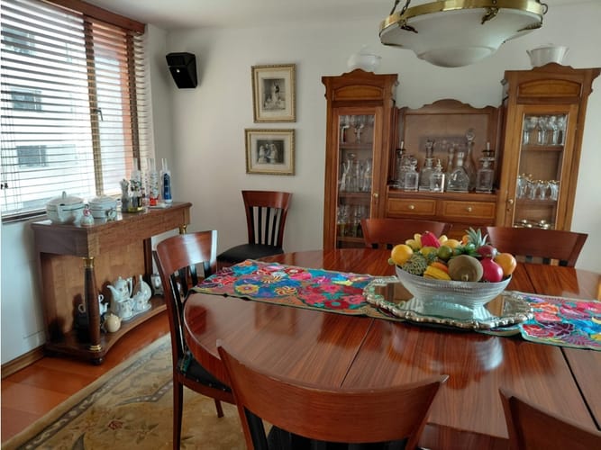 Apartamento de 3 alcobas en venta en La Cabrera, Bogotá, 237 m² · foto 4 de 20