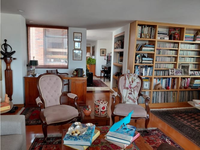 Apartamento de 3 alcobas en venta en La Cabrera, Bogotá, 237 m² · foto 5 de 20