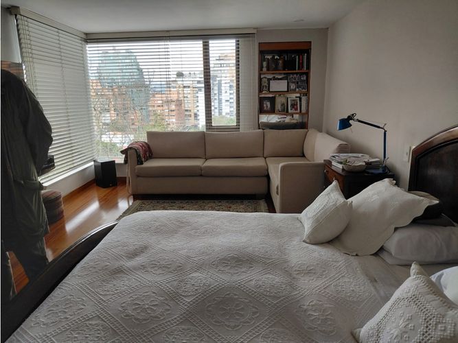 Apartamento de 3 alcobas en venta en La Cabrera, Bogotá, 237 m² · foto 14 de 20