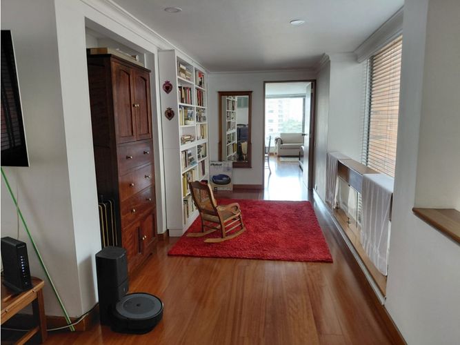 Apartamento de 3 alcobas en venta en La Cabrera, Bogotá, 237 m² · foto 17 de 20