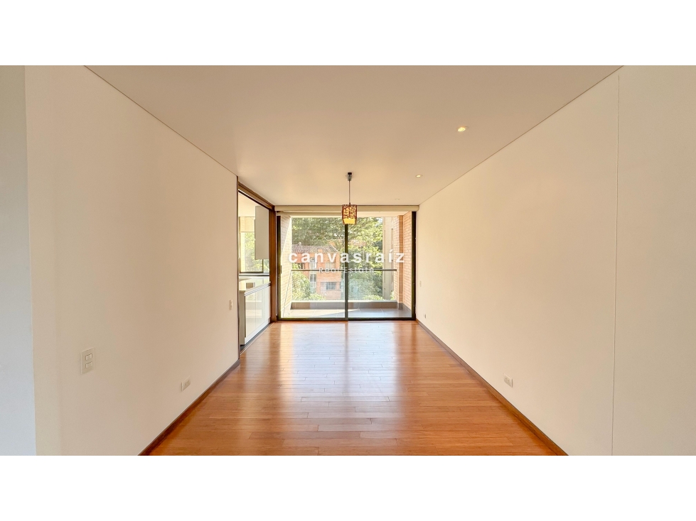 Apartamento en venta en El Poblado, Medellín · foto 3 de 8