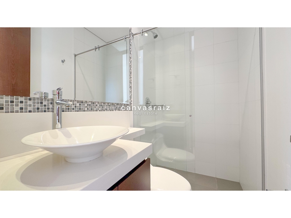 Apartamento en venta en El Poblado, Medellín · foto 8 de 8