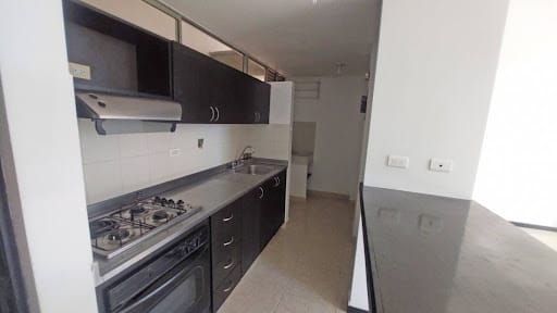 Apartamento de 3 alcobas en arriendo en Loma De Los Bernal, Medellín, 90 m² · foto 5 de 21