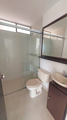 Apartamento de 3 alcobas en arriendo en Loma De Los Bernal, Medellín, 90 m² · foto 12 de 21