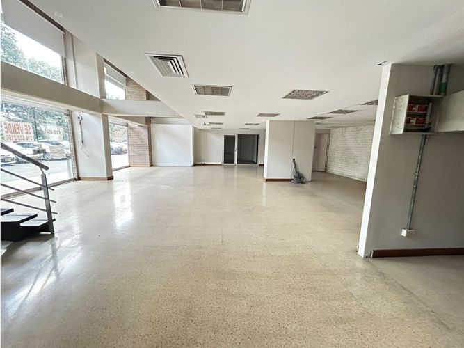 Local en venta en Las Vegas, Medellín, 308 m² · foto 2 de 15