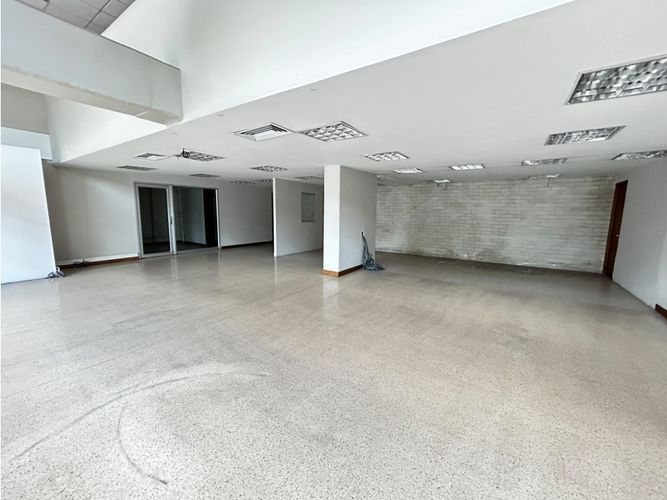 Local en venta en Las Vegas, Medellín, 308 m² · foto 4 de 15