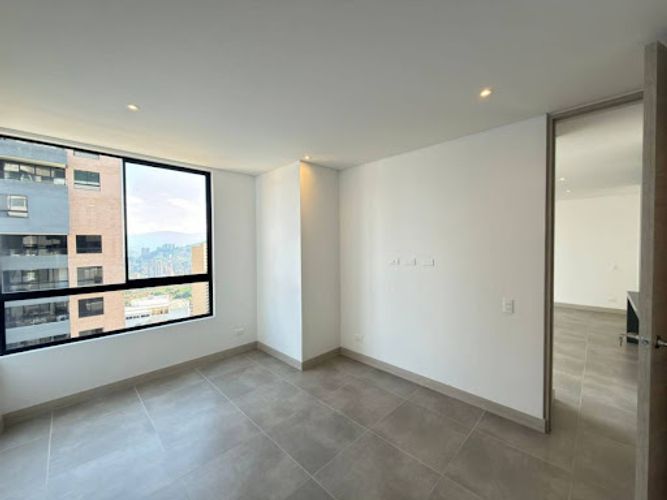 Apartamento de 1 alcoba en arriendo en Loma De Los Gonzalez, Medellín, 65 m² · foto 9 de 14