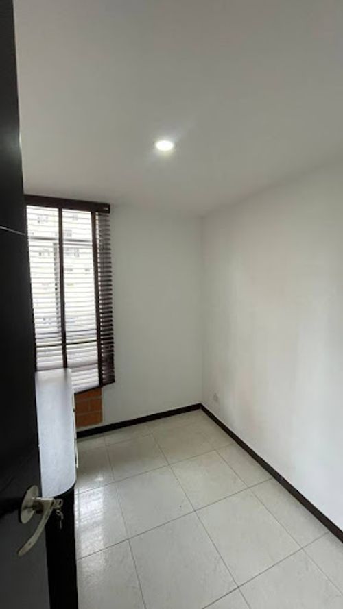 Apartamento de 3 alcobas en arriendo en Calasanz, Medellín, 52 m² · foto 6 de 18