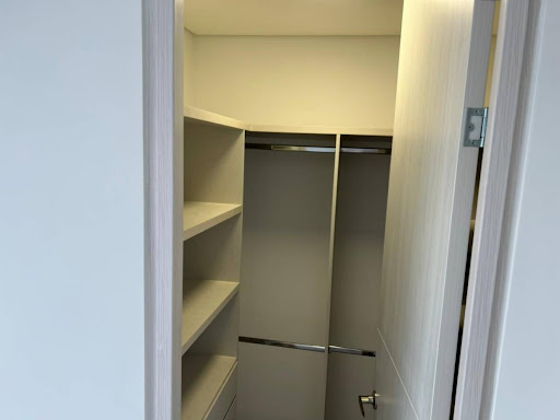 Apartamento en arriendo en Lalinde, Medellín · foto 4 de 13