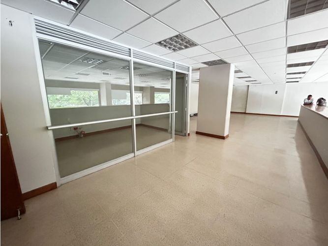 Local en venta en Las Vegas, Medellín, 308 m² · foto 9 de 15