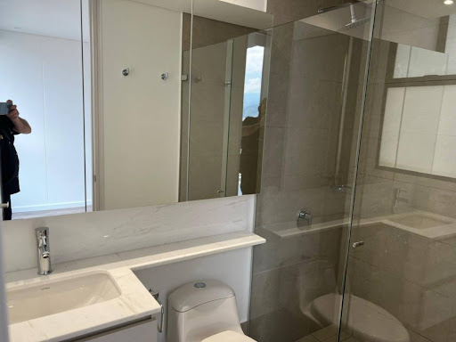 Apartamento en arriendo en Lalinde, Medellín · foto 5 de 13