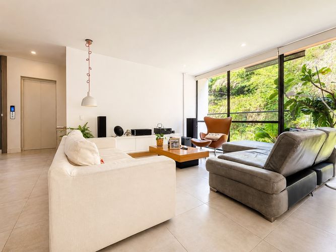 Apartamento de 3 alcobas en venta en Bretaña, Cali, 221 m² · foto 17 de 19