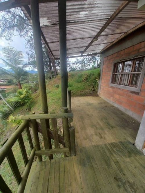 Finca en arriendo en El Colorado, Guarne, 100 m² · foto 2 de 24