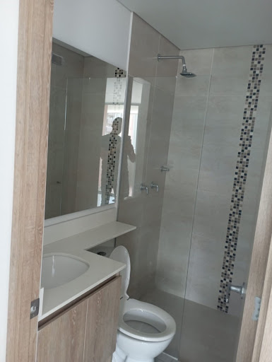 Apartamento en venta en Suramérica, Itagüí · foto 3 de 4