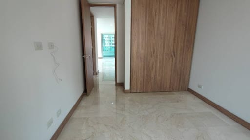 Apartamento de 3 alcobas en arriendo en Castropol, Medellín, 152 m² · foto 4 de 24