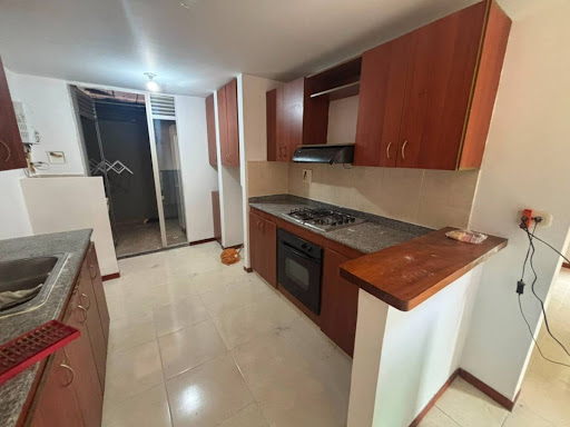 Apartamento en arriendo en Las Antillas, Envigado · foto 4 de 17