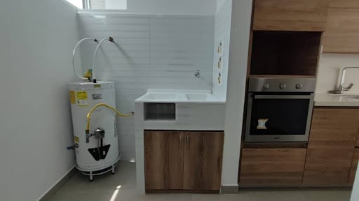Apartamento de 3 alcobas en arriendo en Castropol, Medellín, 152 m² · foto 20 de 24