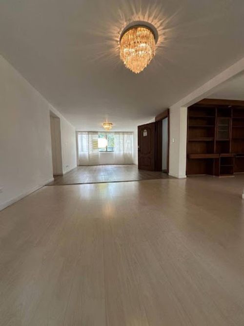 Apartamento en venta en La Aguacatala, Medellín · foto 12 de 17